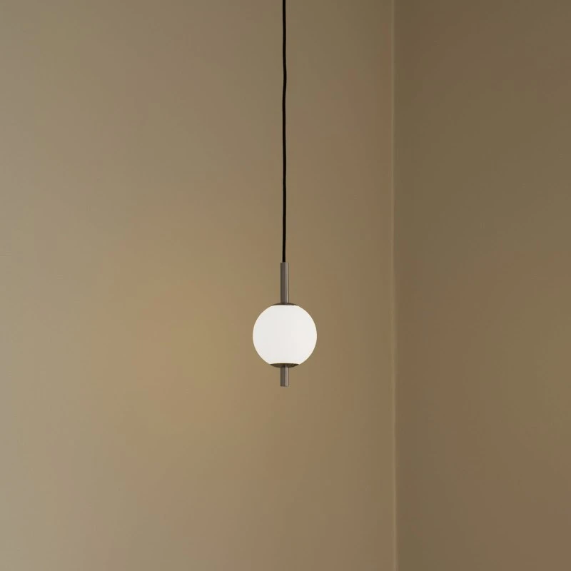 Suspension LED UMAGE Audrey Acier - Boule Verre Opale - Ø 12 cm