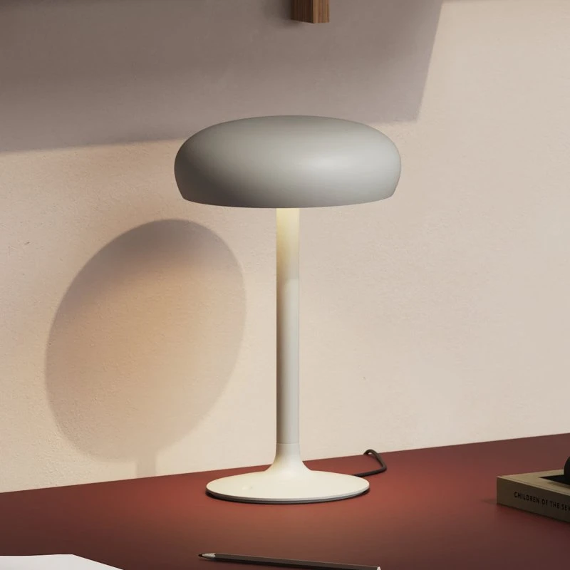 Eva Solo Lampe à poser LED Emendo Cloud - Grise