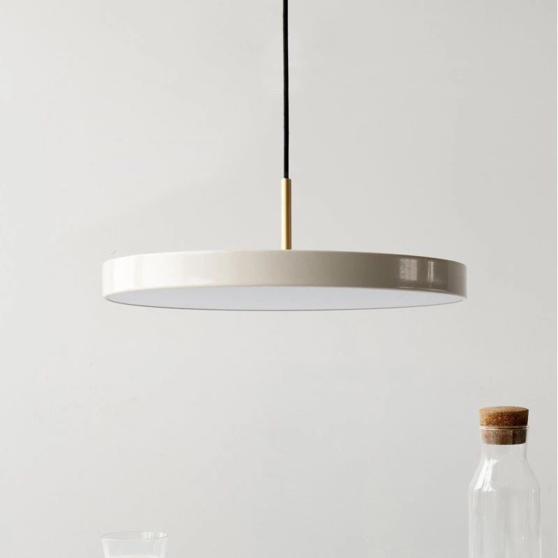UMAGE Suspension LED Asteria Medium nacrée/laiton 43 cm