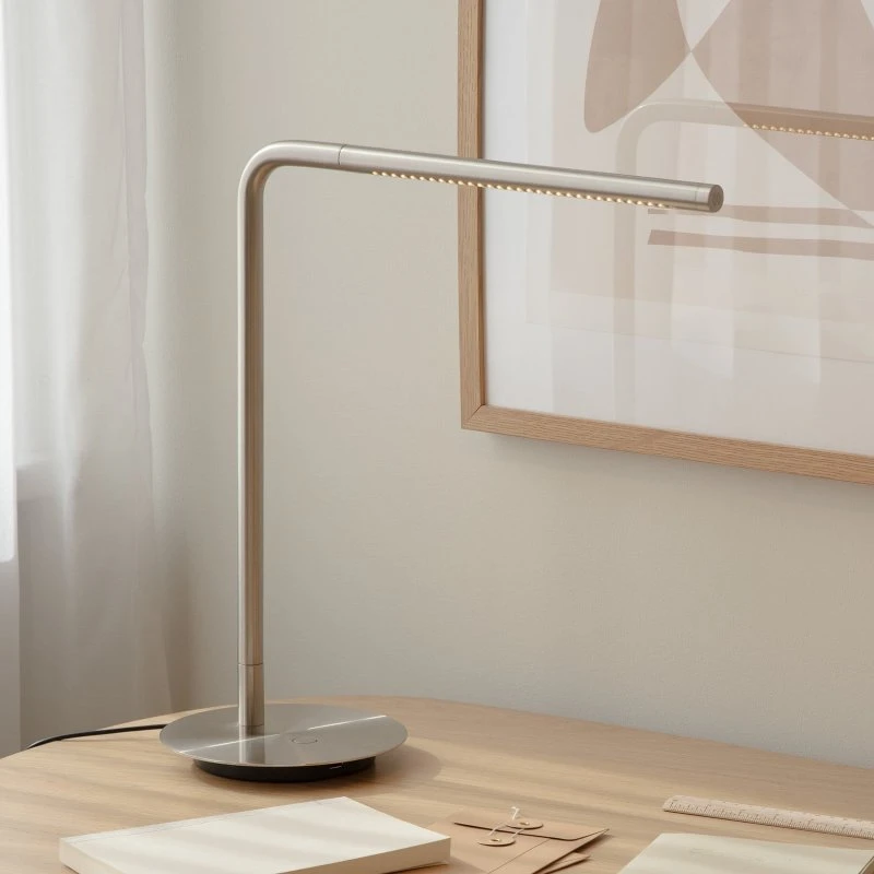 Umage Omni Lampe de Table en Acier - Design Pivotant