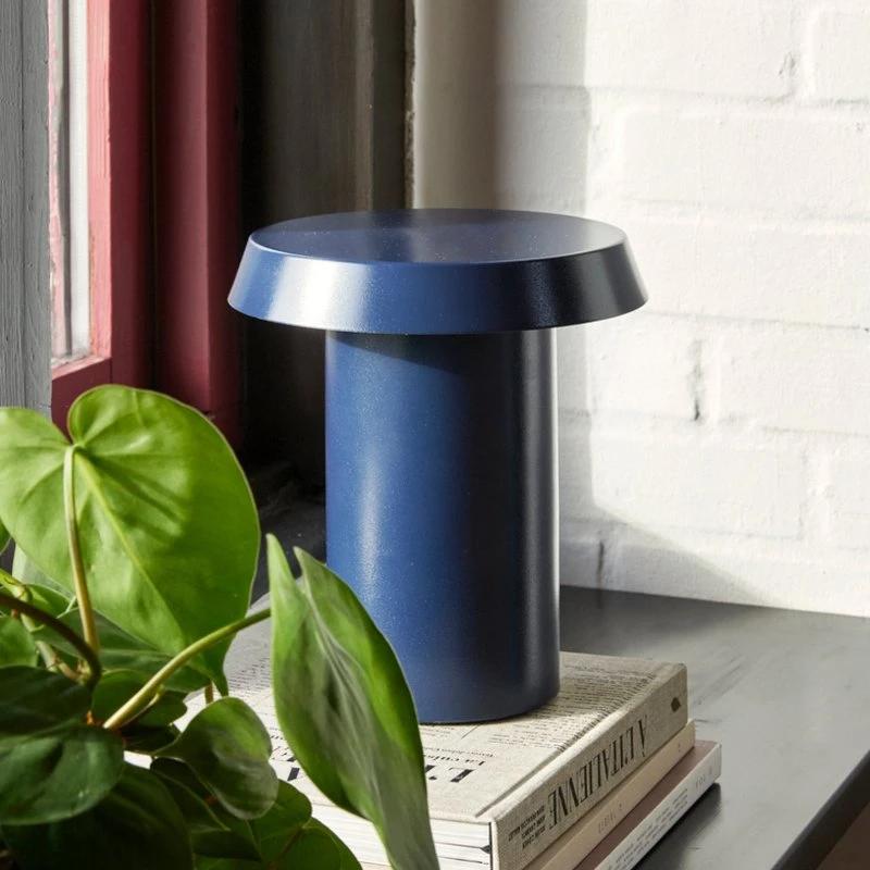 HÜBSCH Lampe de Table Keen - Bleu Foncé - Design en Métal