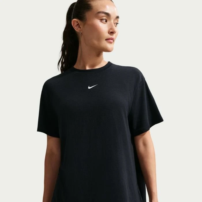 Nike One Relaxed Dri-FIT T-shirt Femme Noir XS